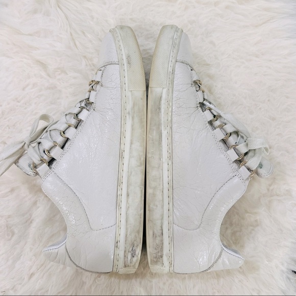 Authentic Balenciaga Pre-loved White Sneaker - Picture 6 of 9